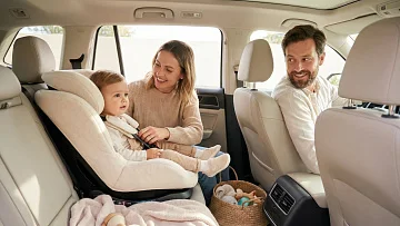 Как выбрать автокресло для ребёнка в 2026 году: полный гид от экспертов «Мама Жанна»