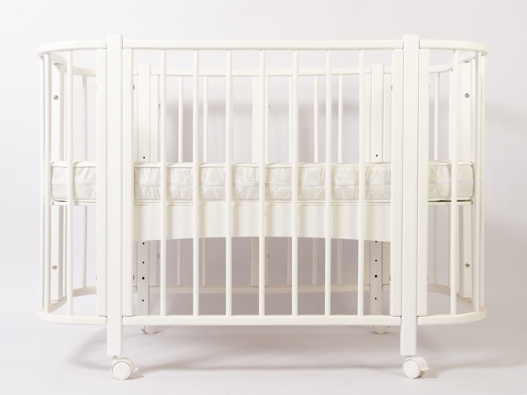 91627900 Кроватка КАРАМЕЛЬ с комплектом матрасов и маятником 2