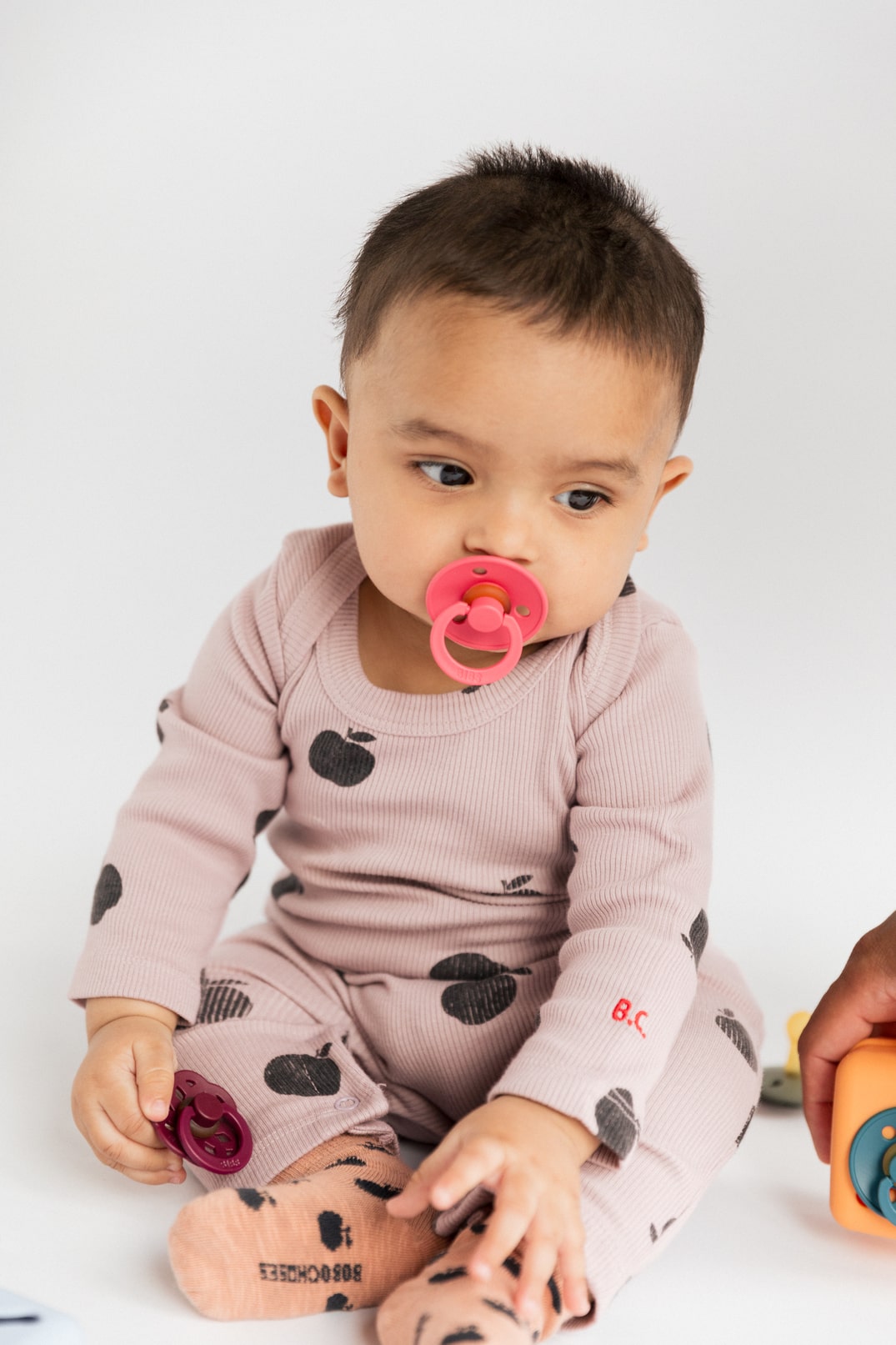 BIBS_Pacifier_7 Пустышка латексная BIBS Colour, 6+ мес 3