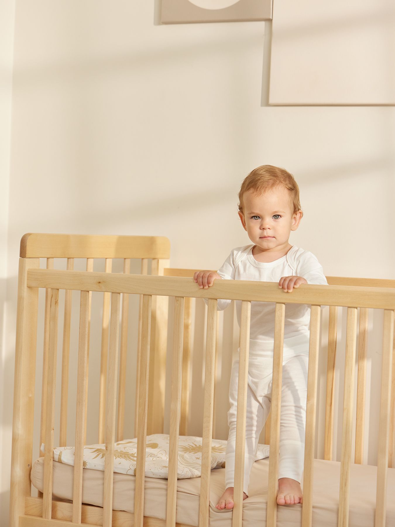 113050 Кроватка детская Happy Baby MIRRA LIGHT c матрасом и простынёй 9