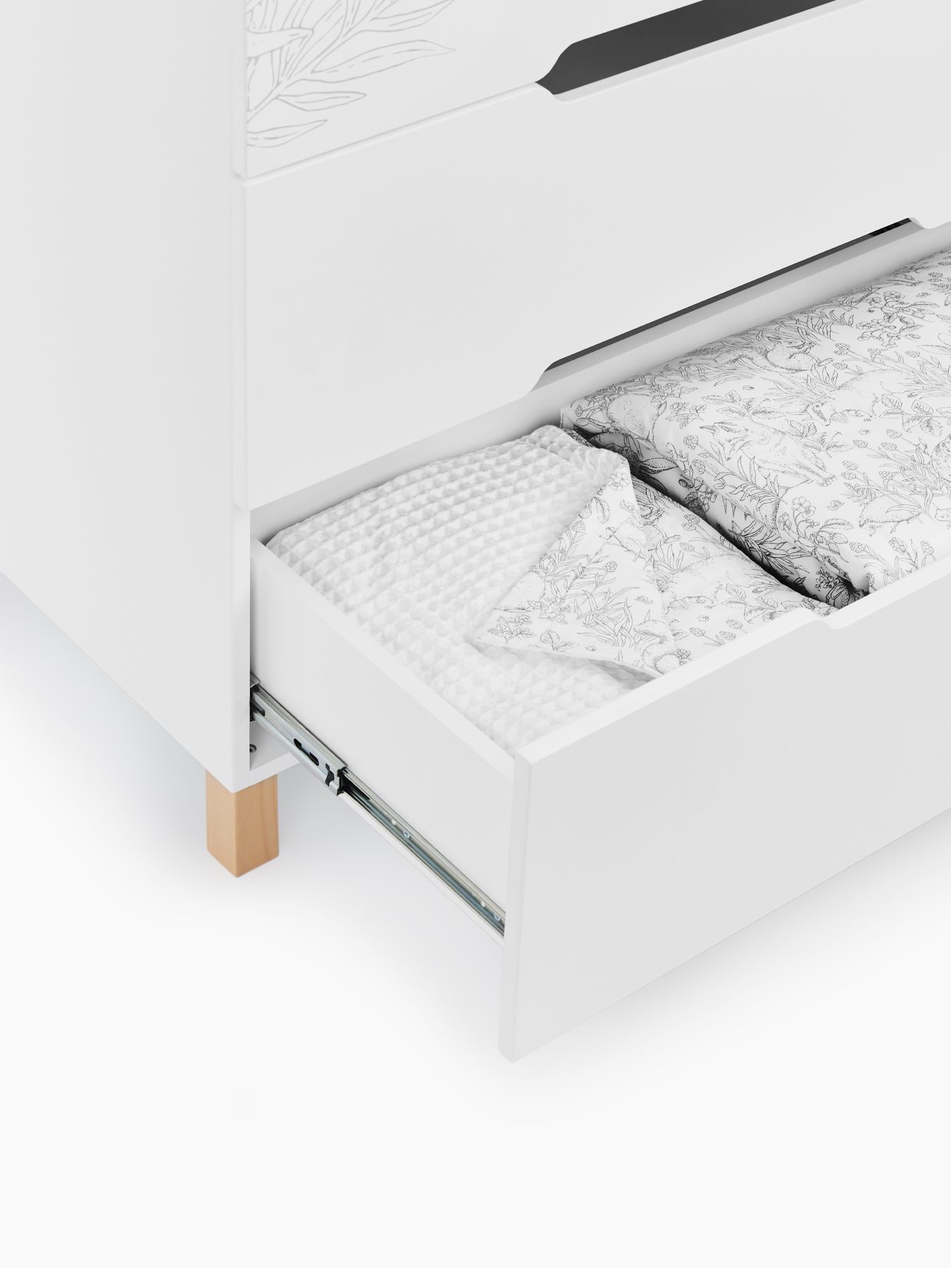 91036_white_13 Комод Happy Baby FIOKI 20