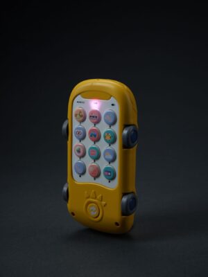 Игрушка телефон Happy Baby CROCOPHONE 9