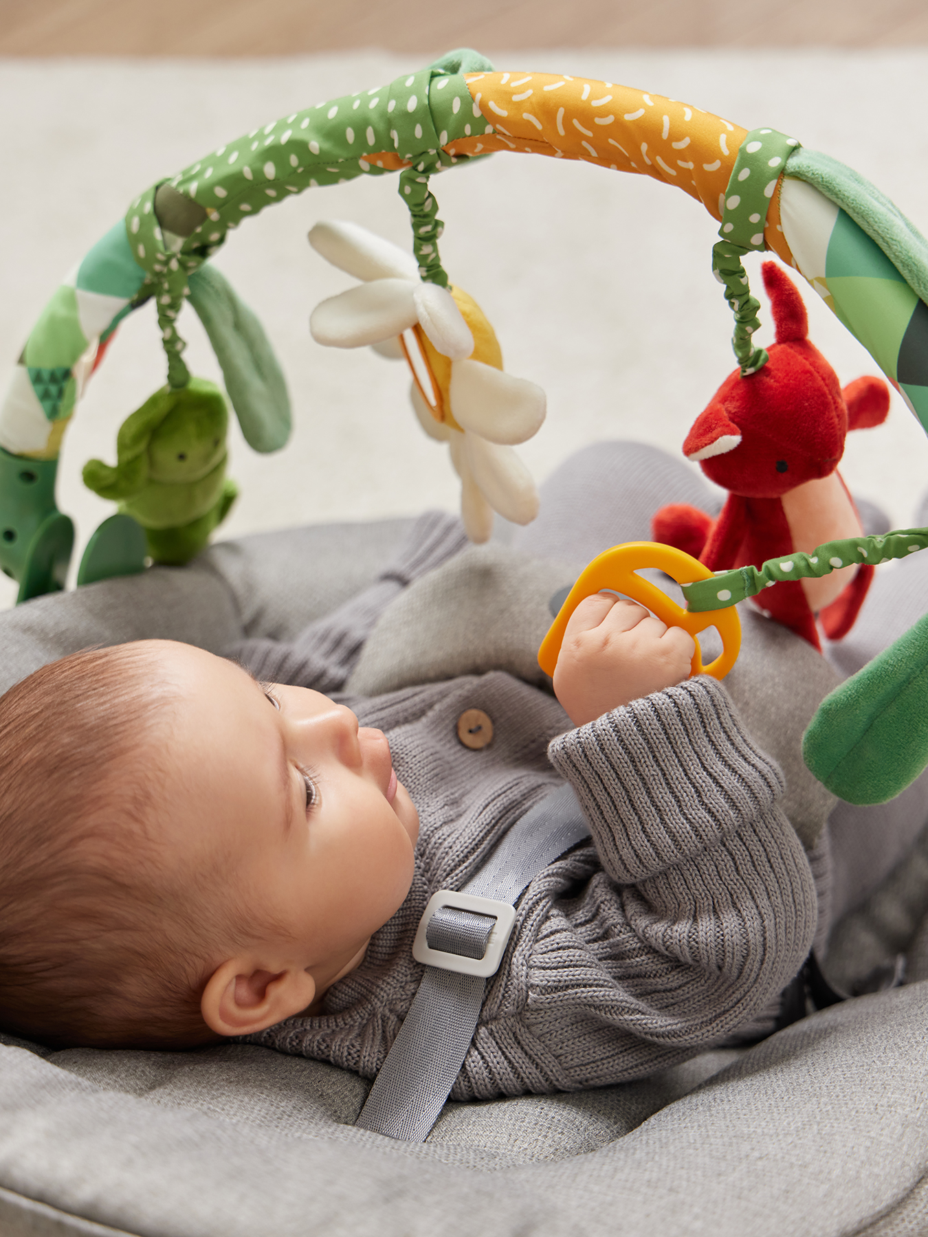 frm1eljg9wudcbc1vxg3xds94531aaux Детский шезлонг Happy baby HAMMY 9