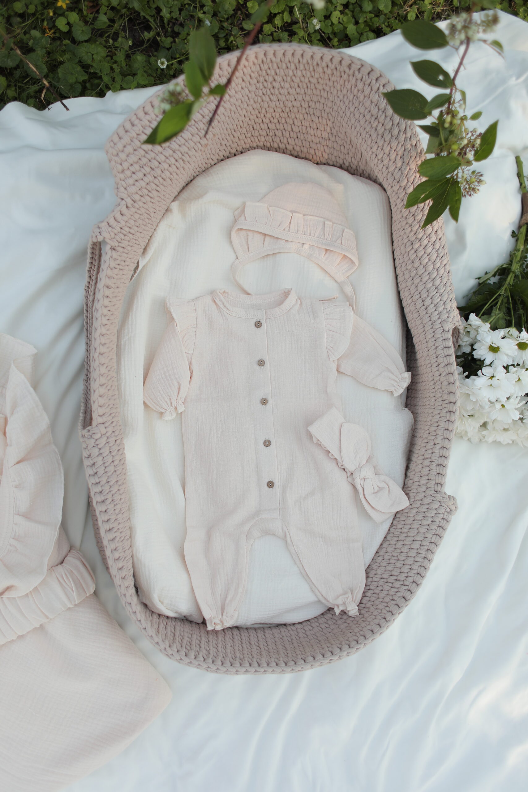 833A1151 Комплект на выписку Babyedel 5 предметов для девочки, муслин 7