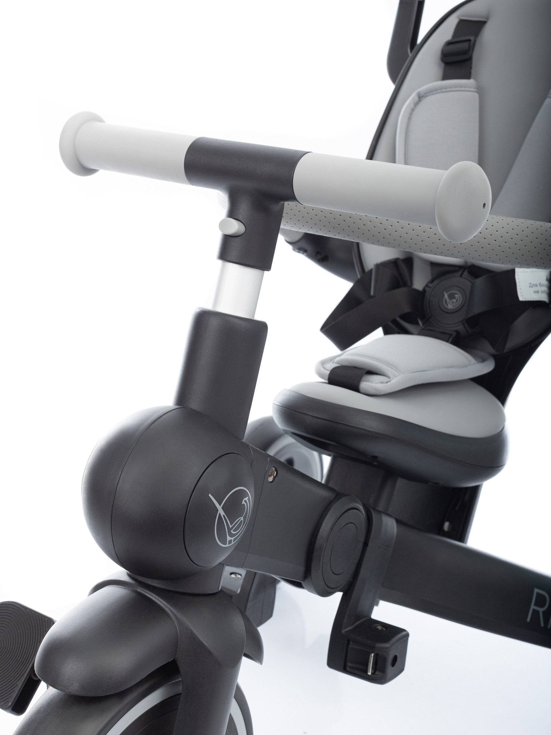 Ride-Black_8576 Велосипед трехколесный складной KIDZI RIDE 21