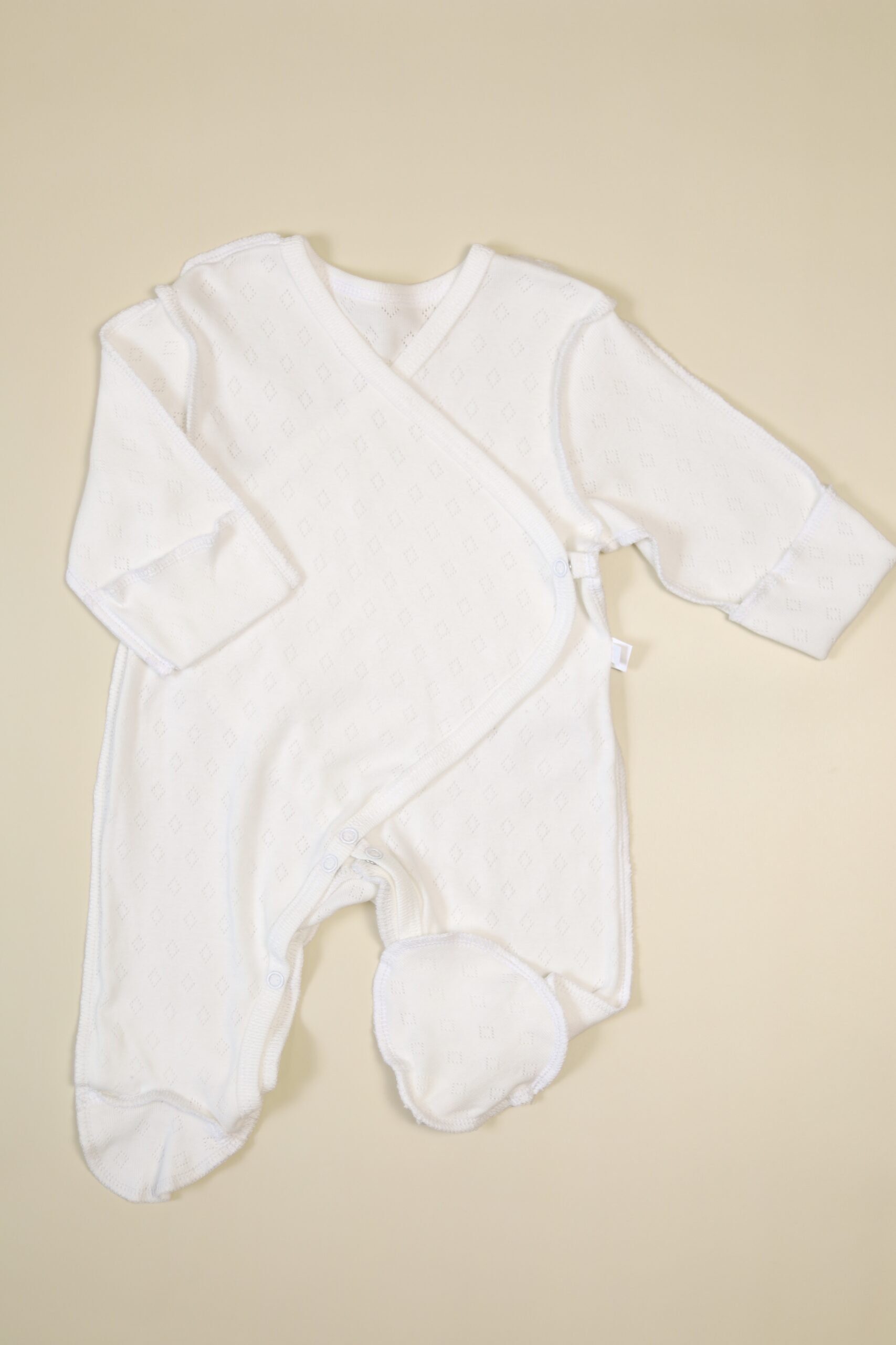 2025-07-26 12.50.59 Комбинезон MATUSHKIN на запах, швы наружу, трансферная рибана 1