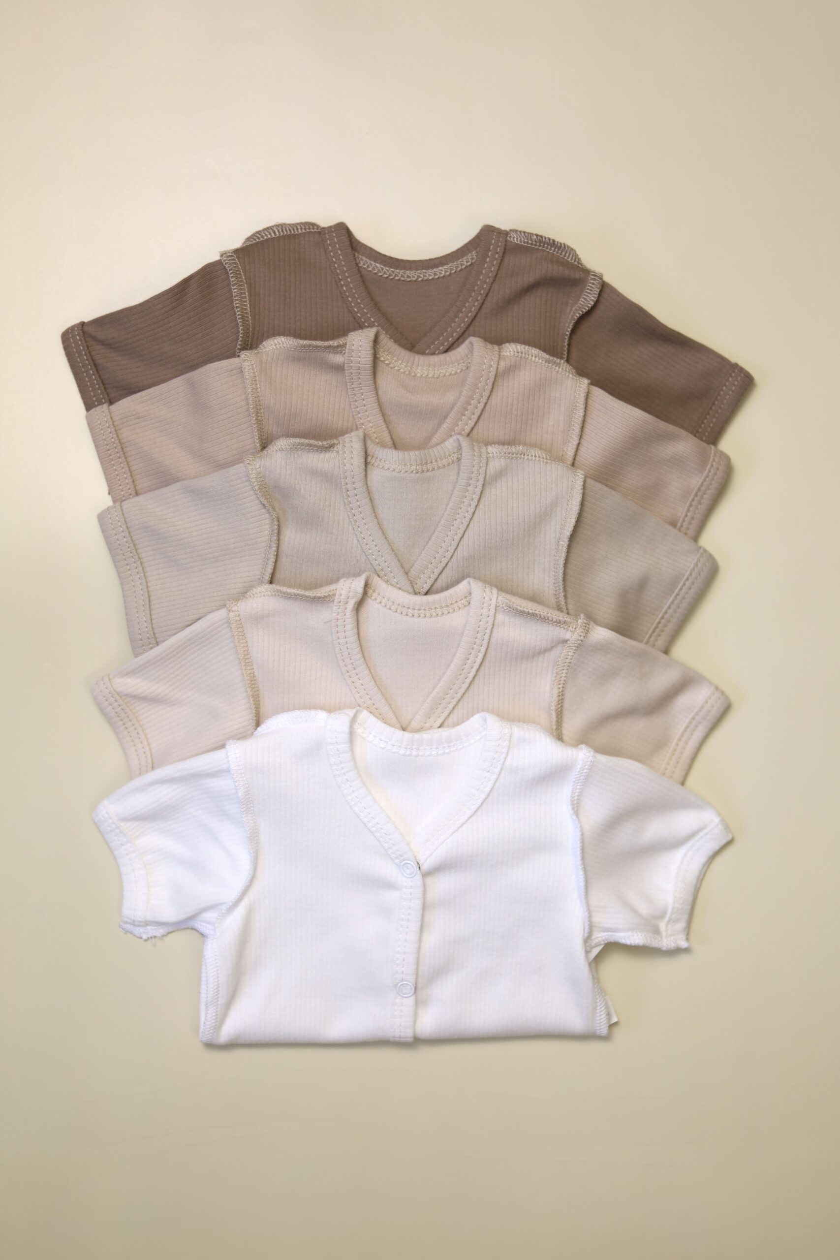 Боди MATUSHKIN прямая застежка, короткий рукав, горловина под окантовку, швы наружу, интерлок-лапша 1 Боди MATUSHKIN прямая застежка