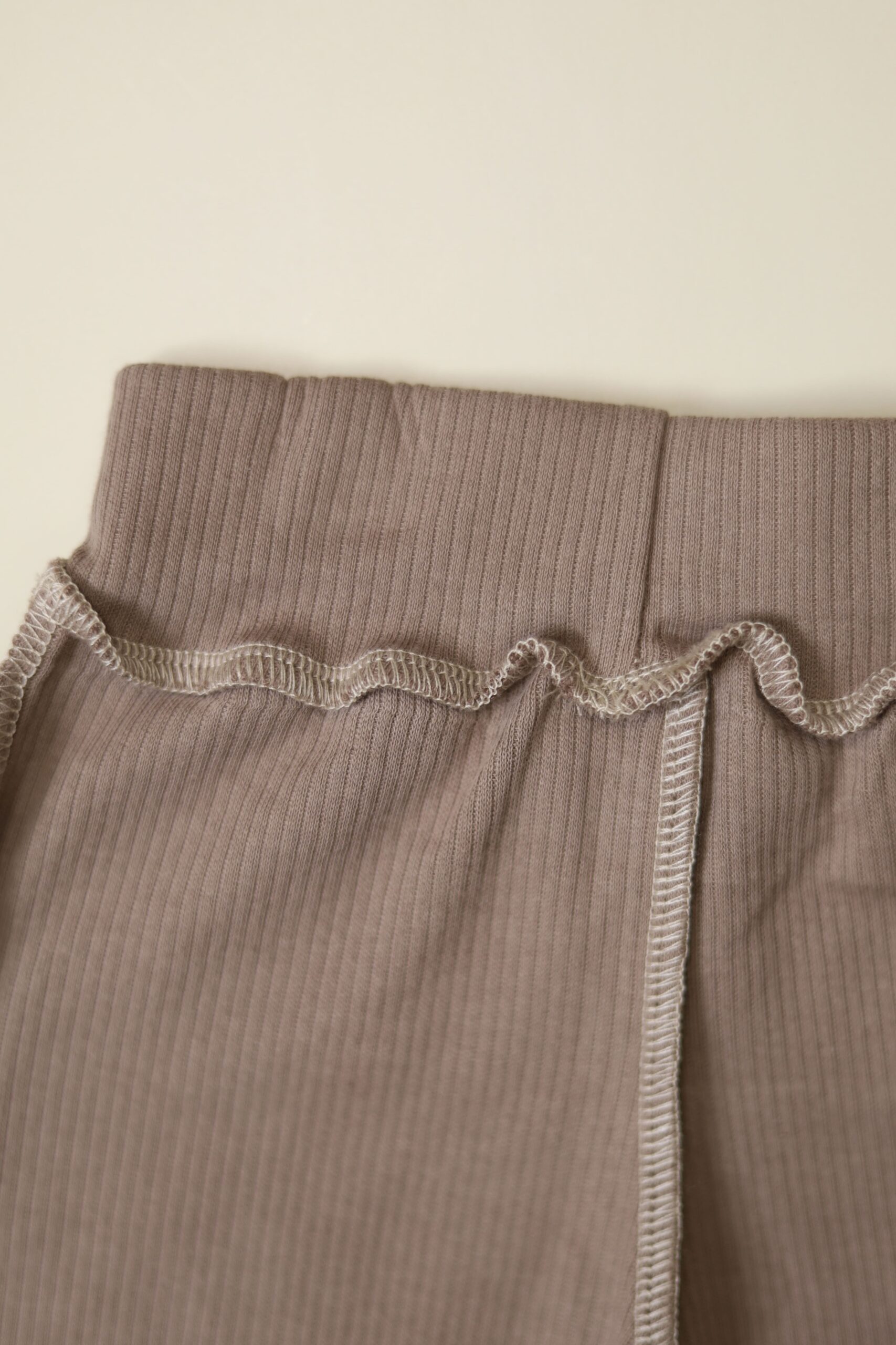 Polzunki MATUSHKIN na shirokoj rezinke, shvy naruzhu, interlok-lapsha (1) Ползунки MATUSHKIN на широкой резинке, швы наружу, интерлок-лапша 2