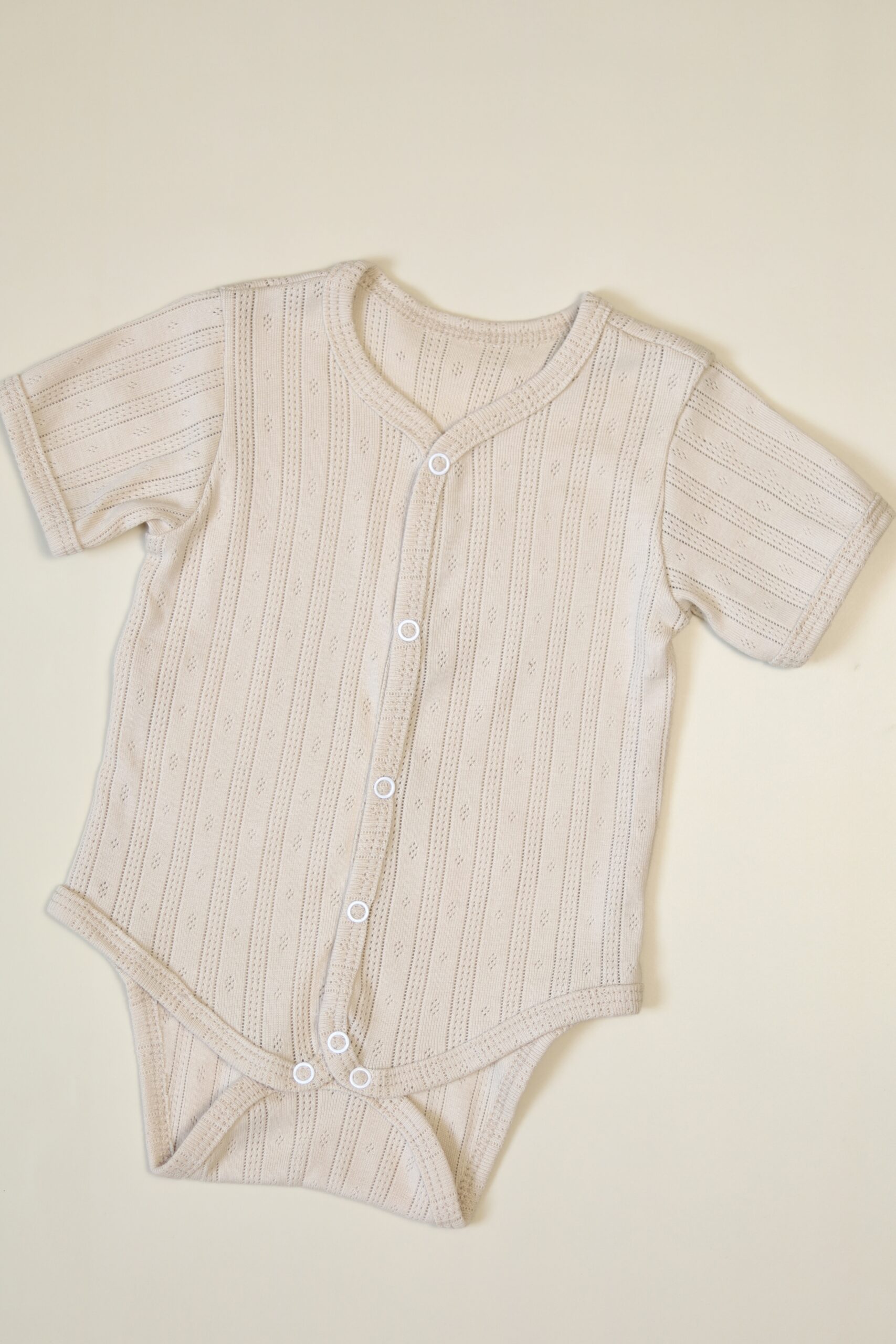 2025-07-26 13.09.44 Боди MATUSHKIN прямая застежка, короткий рукав,горловина под окантовку,швы внутрь,трансферная рибана 1