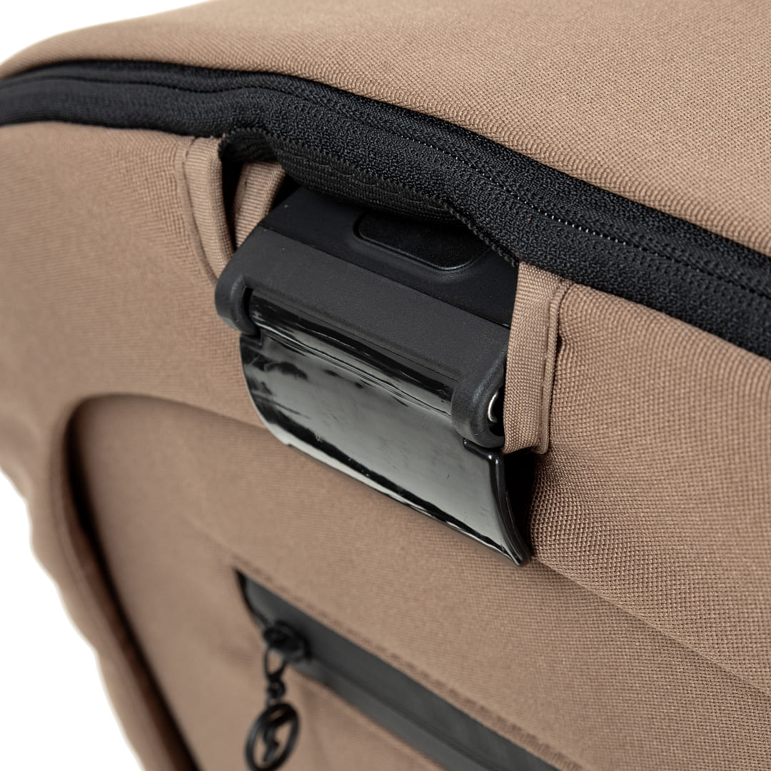 Коляска 2 в 1 ROAN SOL VINTAGE Luxury на черной раме 12 коляска 2 в 1