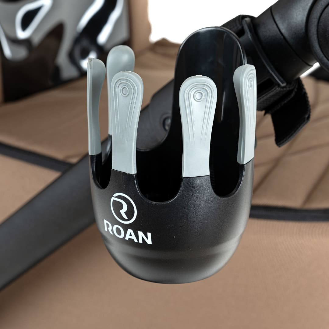 Коляска 2 в 1 ROAN SOL VINTAGE Luxury на черной раме 15 коляска 2 в 1