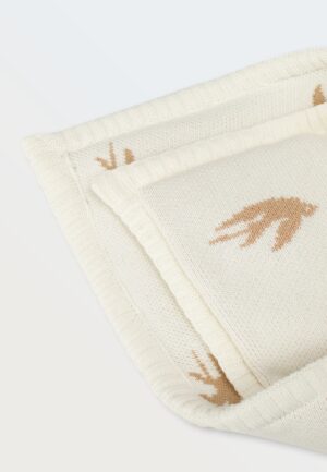 Плед-конверт вязаный Toucankids (90*90) 6 ласточки