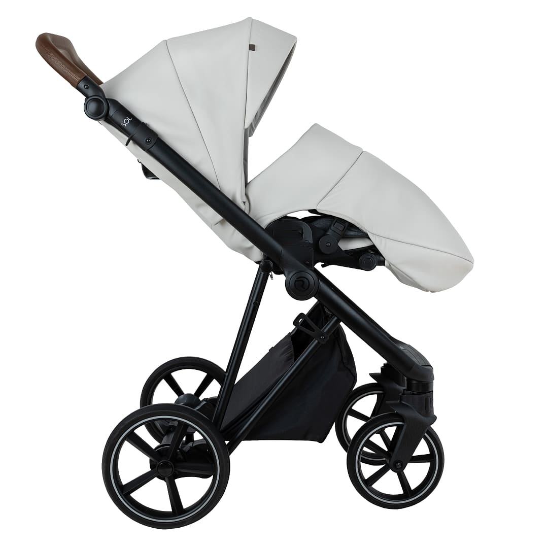 Коляска 2 в 1 ROAN SOL VINTAGE Luxury leather на черной раме 11 roan sol vintage