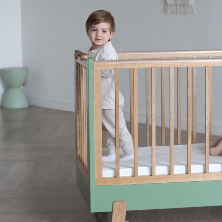 зеленая_кроватка