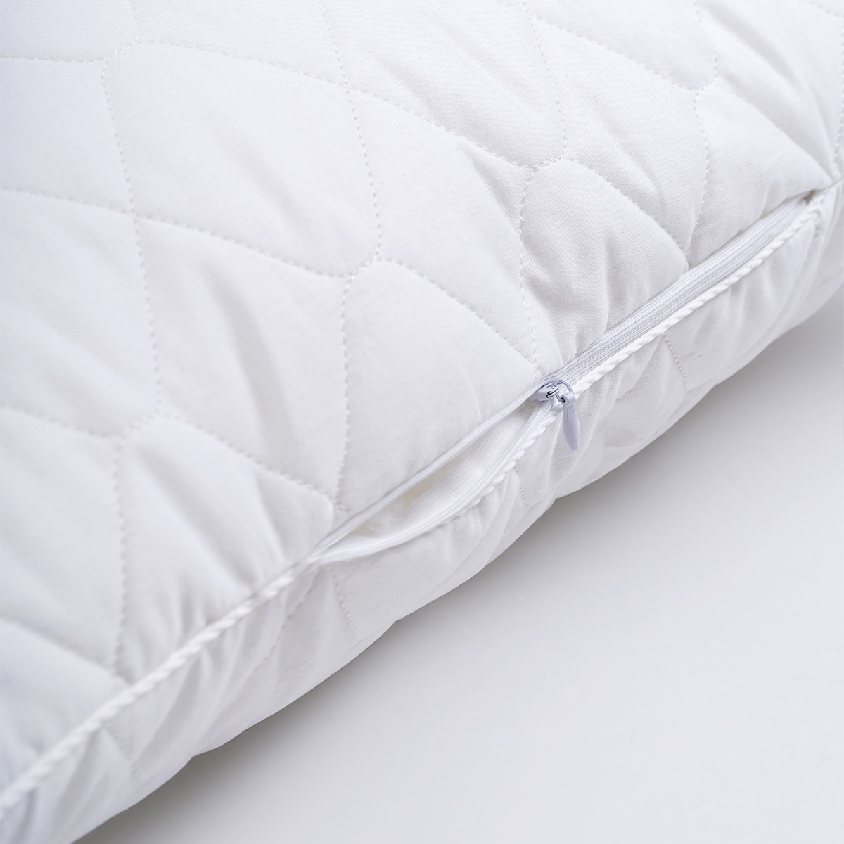 Подушка детская Perina 60х40