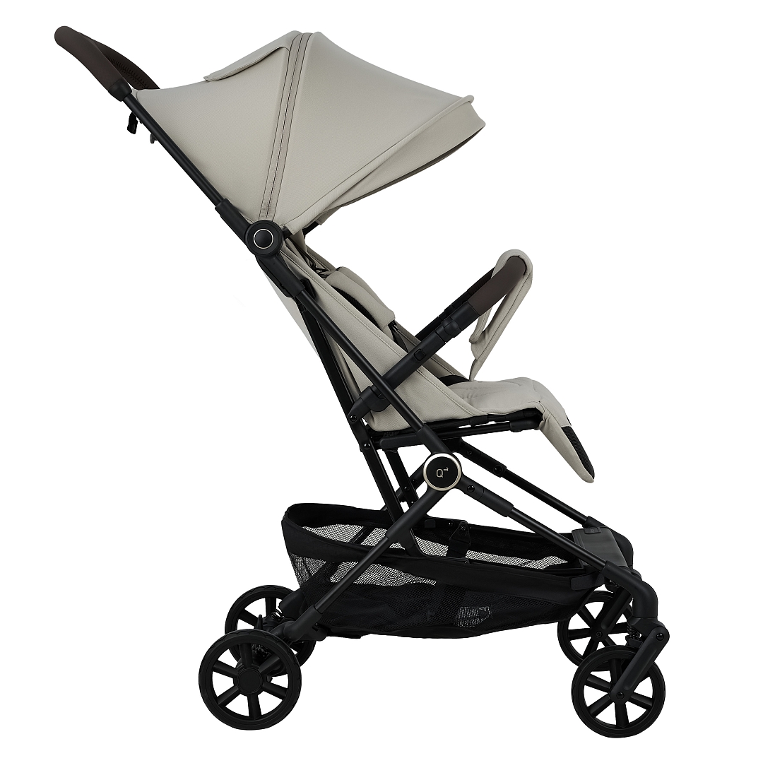 Коляска прогулочная Pituso Q3