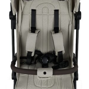 Коляска прогулочная Pituso Q3