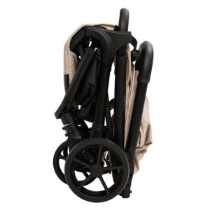 Коляска прогулочная Sweet Baby Aura Plus 26 Коляска прогулочная Sweet Baby Aura Plus